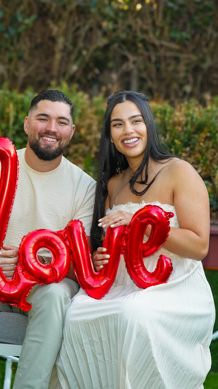 Pericles and Estefani with a red love balloon at their Brazilian garden wedding in Sydney — highlights on video